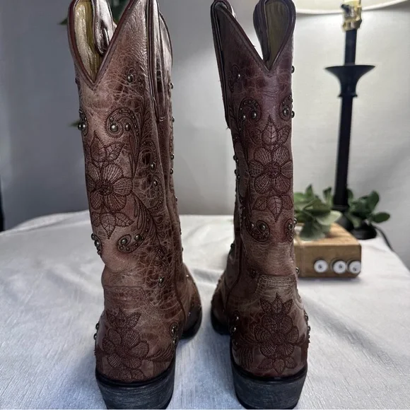Brown Embroidered Women’s Cavender’s Cowboy Boots with Studs Size 7 B - Picture 12 of 14